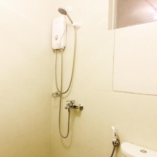 Bathroom 4, The Sentinel Residences, Quezon City