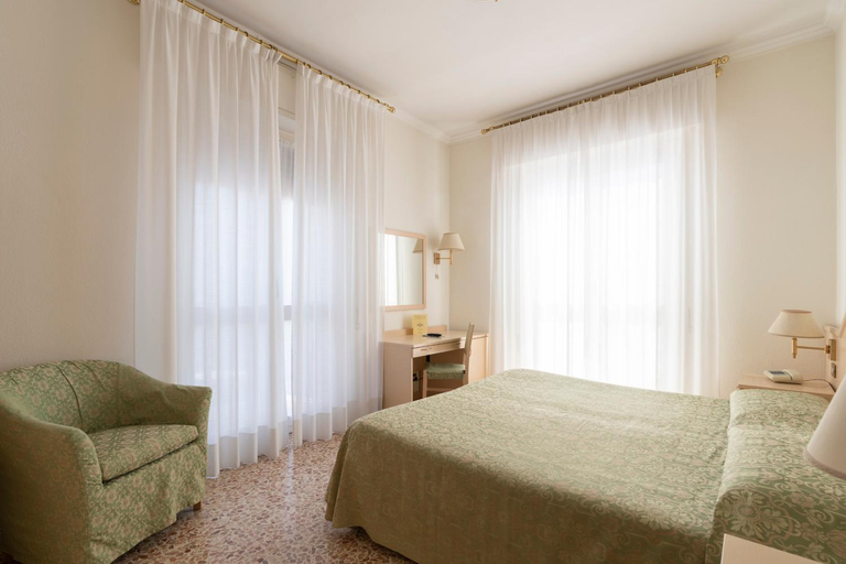 Bedroom 13