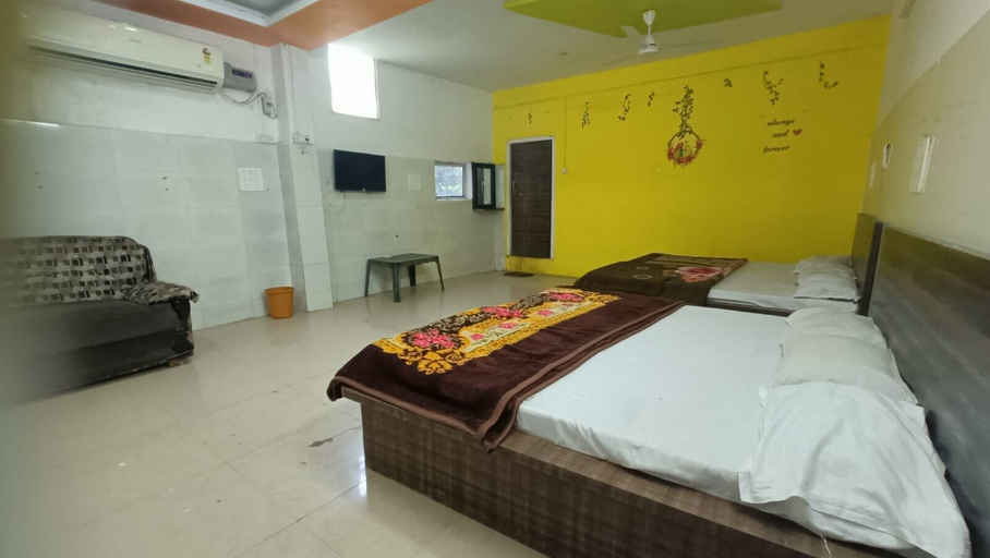 Bedroom 2, Trishala inn, Gwalior