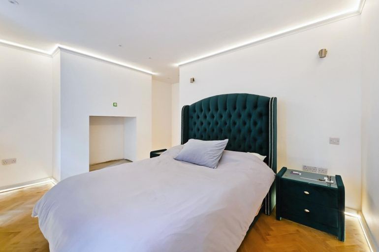 Bedroom 2, City Chic London Apartment With 2 Bedrooms, London