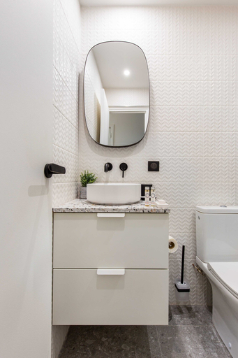 Bathroom 2, Cosy Studio - Parc des expositions Tour Eiffel 11, Paris