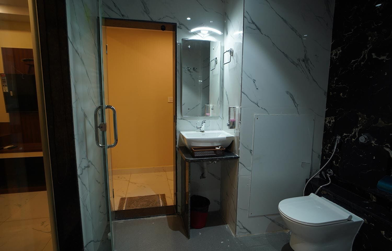 Bathroom 4, Royal Palace Beach Resort, Purba Medinipur