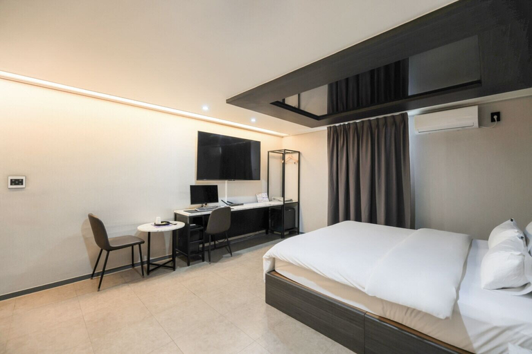 Bedroom 4, Hwaseong Stay13 Hotel, Hwaseong
