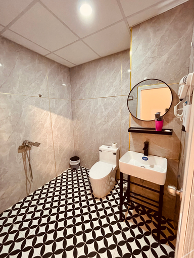 Bathroom 3, Adenia Hotel, District 1