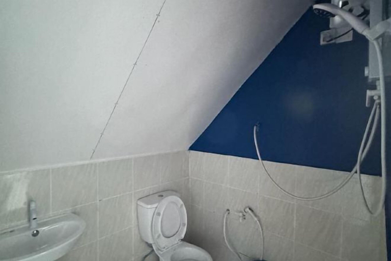 Bathroom 3, Adil Waterhouse Resort, Semporna