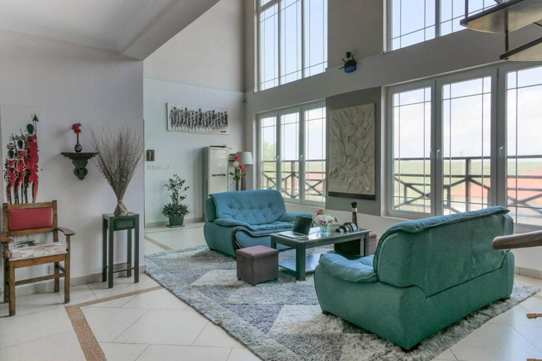 Living area, Villa Fleurdelys - Sleeps 24 - Pool - Cool Jacuzzi, Kusini