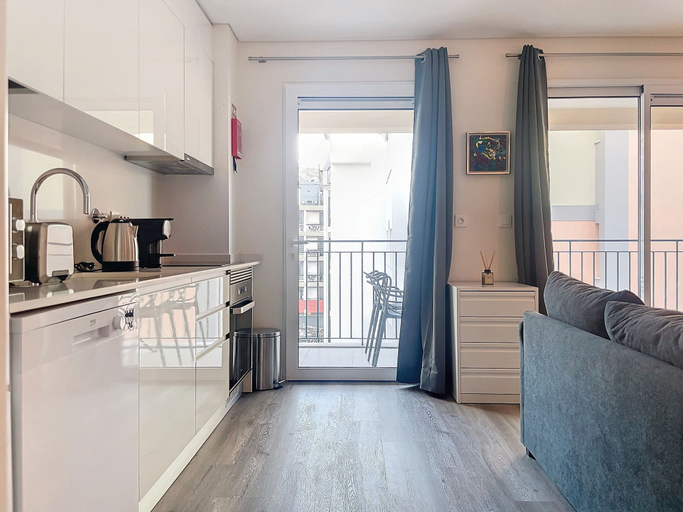 Room 4, Art Studio by Atlantic Holiday, Funchal