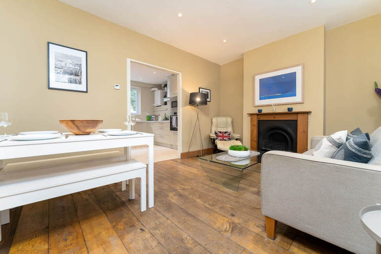 Room 2, Host Stay Blue Hues on Over Street, Brighton and Hove
