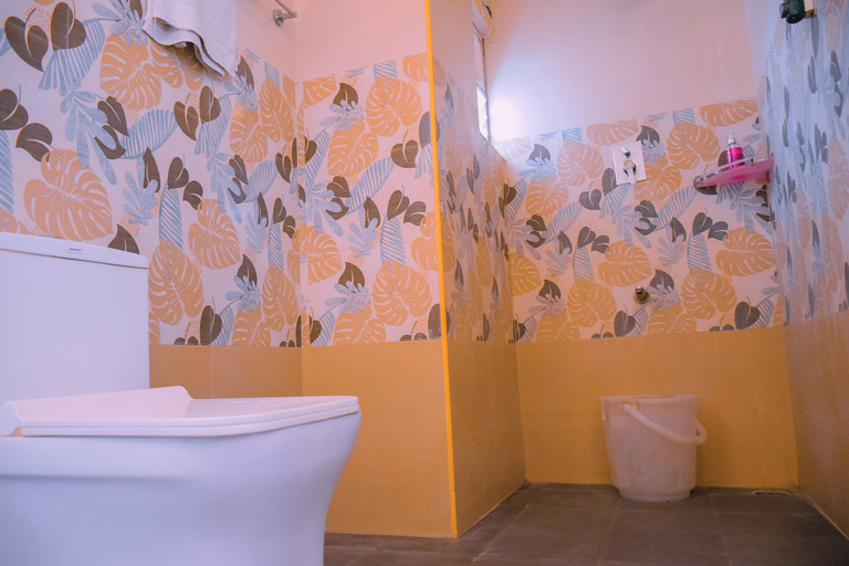 Bathroom 4, Naksha Tree Hotels - Ramapuram, Chennai