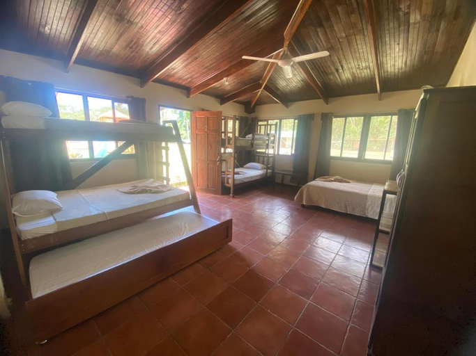 Bedroom 2, Lapa Verde Lodge, Pococí