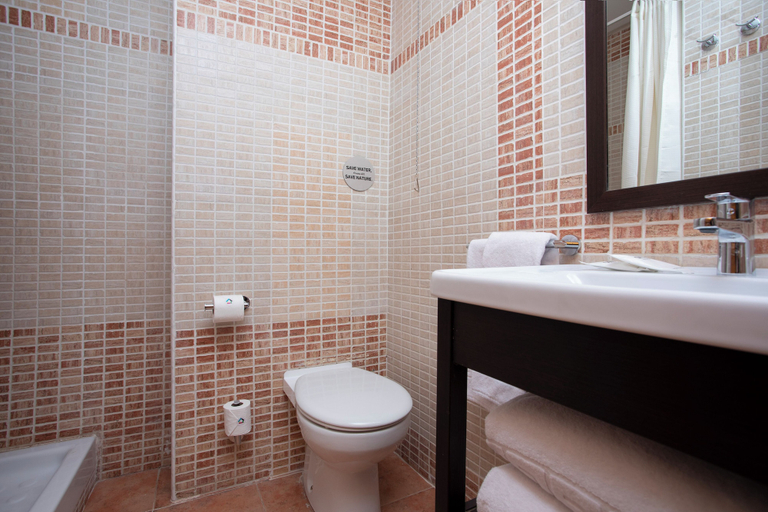 Bathroom 3, Casual Natura Valencia by Casual Hoteles, Valencia