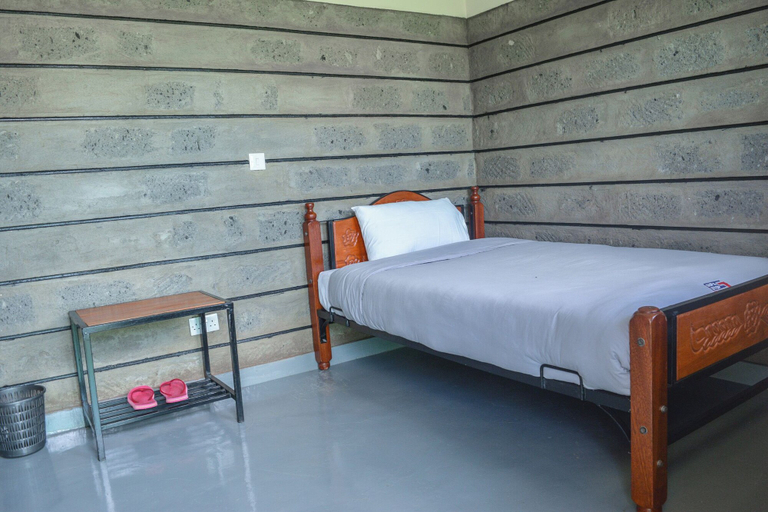 Bedroom 2, Supastop, Kilome