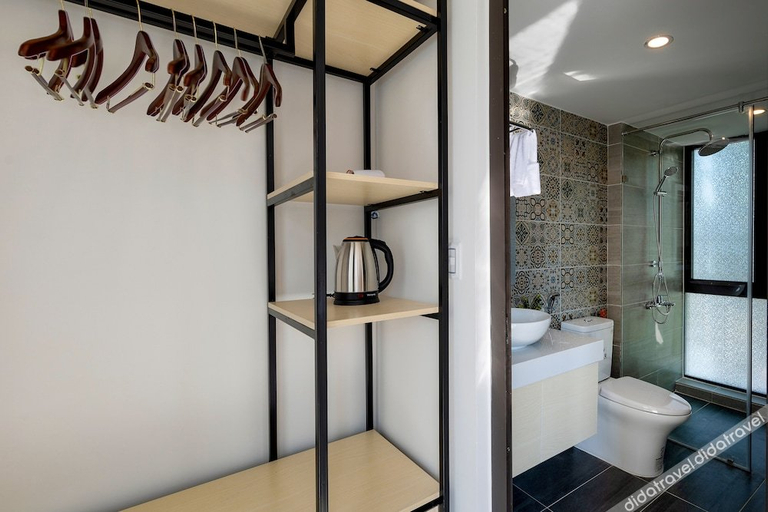 Bathroom 4, Bespoke Villa Hoi An, Da Nang
