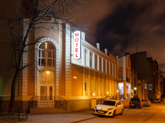 Others 3, Regina Hotel, Sankt-Peterburg gorsovet