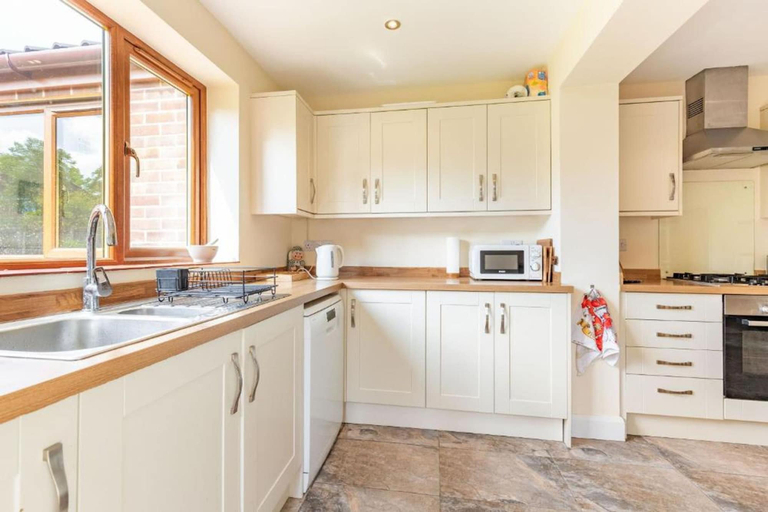 Room 5, Host Stay Welsford House, Norfolk