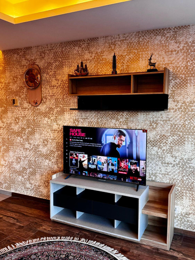 Shared lounge/TV area 4, The Centaurus Apartment City View One Bed, Islamabad
