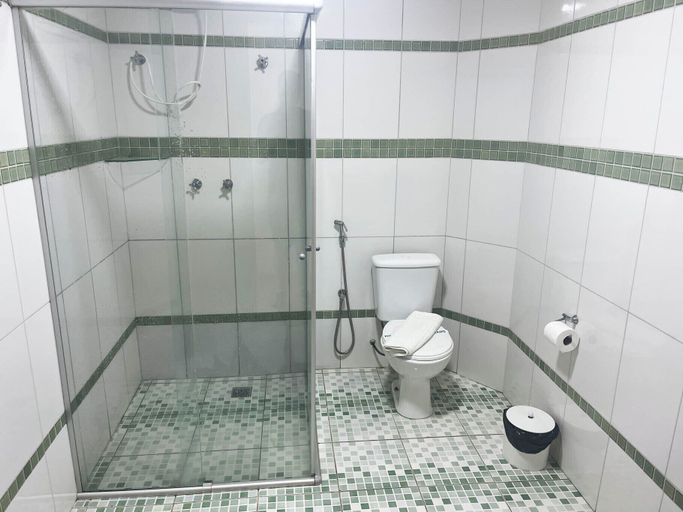 Bathroom 5, Hotel Catavento, Cristalina