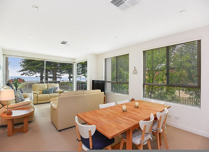 Room 2, Breeze Beachfront Apartment no 1 - First Floor, Victor Harbor