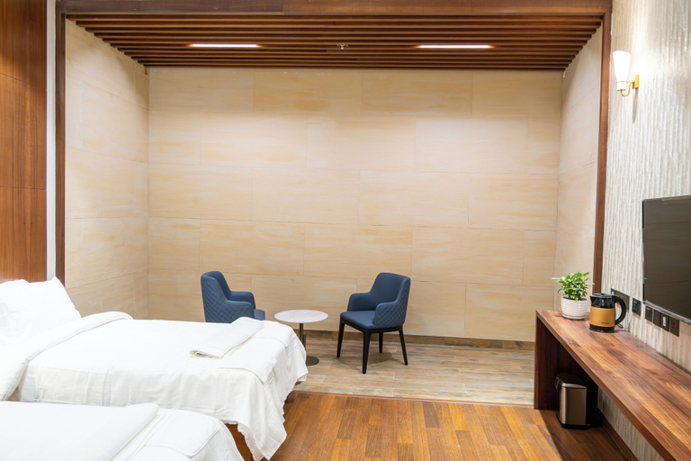 Bedroom 4, 0484 Aero Lounge - Terminal 2, Cochin Airport Hotel, Ernakulam