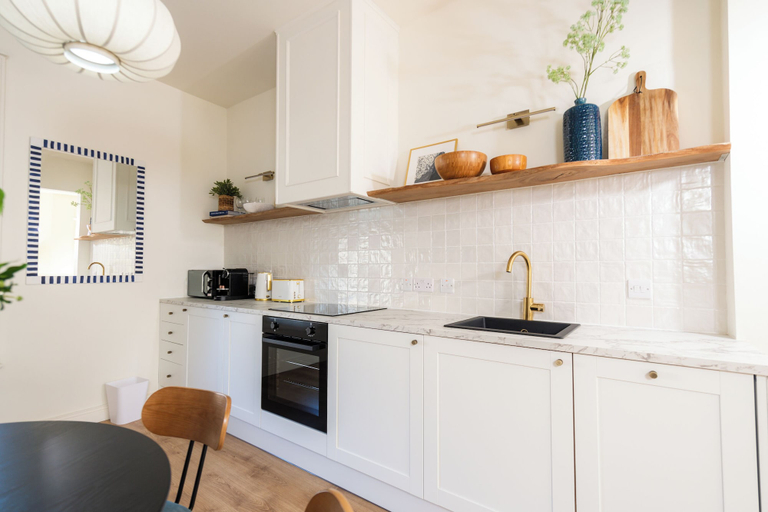 Private kitchen 3, Coastal Location - Sleeps 6 & Pet Friendly, North Down and Ards