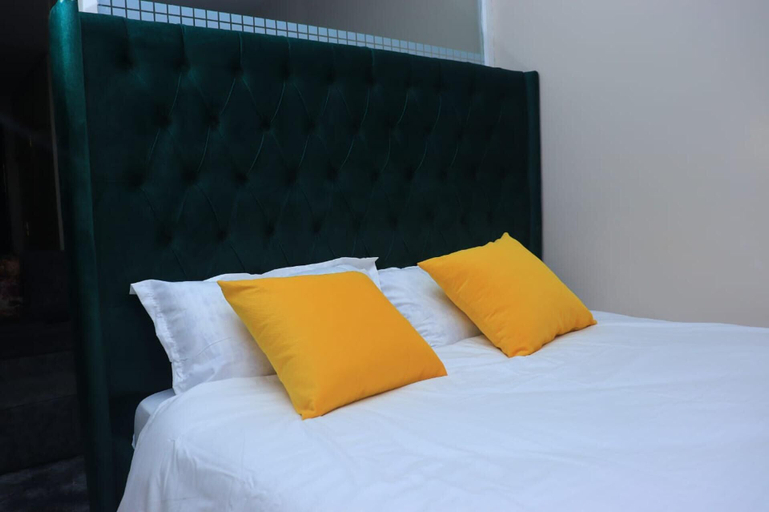 Room 4, Impeccable 1-bed Apartment in Nairobi, Embakasi East