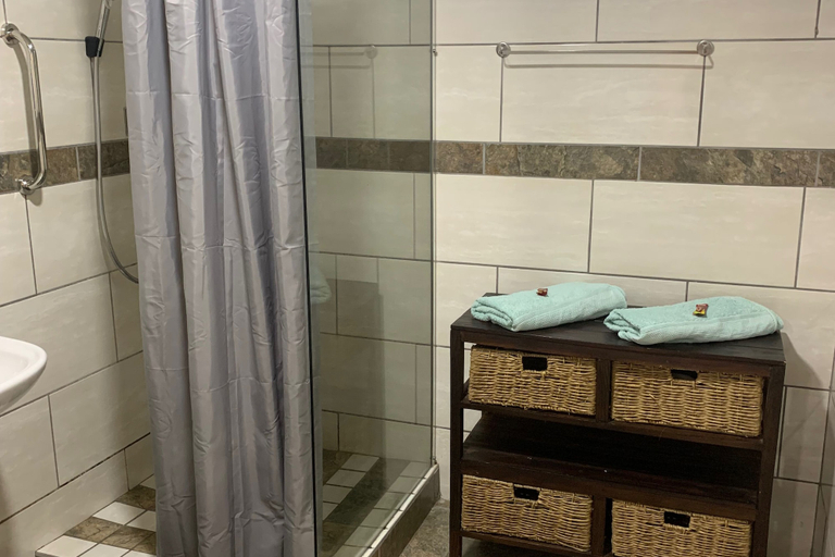 Bathroom 5, Mispa George - Self Catering Apartment - Sleeps 2, Eden