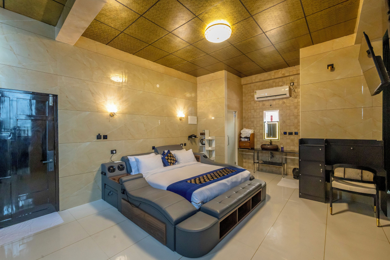 Bedroom 3, W & H View Residency, Ernakulam