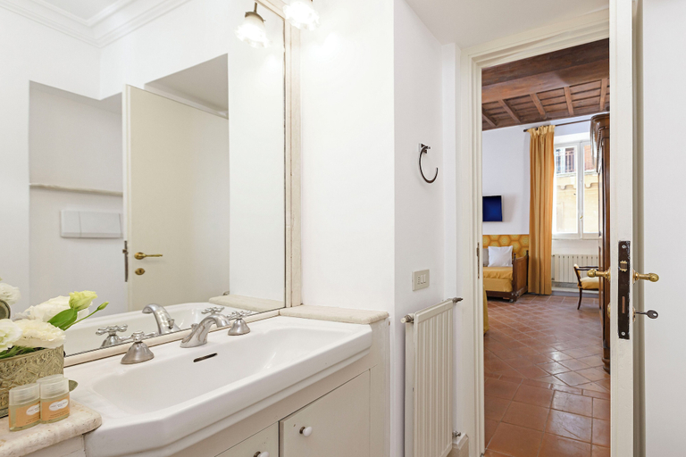 Bathroom 3, Cartari Deluxe Apartment, Rome