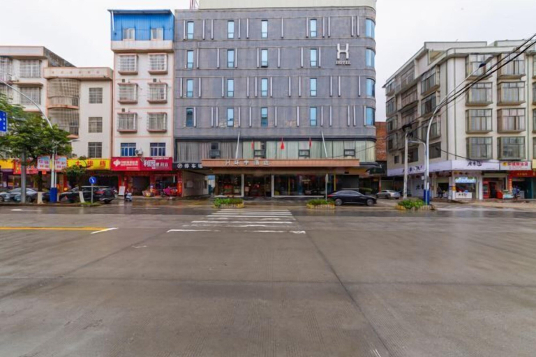Exterior & Views 2, Huanyu Hotel (Lingshan Bus Terminal), Qinzhou