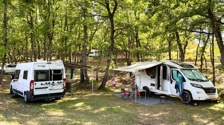 Others 5, Camping Naturiste Tikayan Petit Arlane, Alpes-de-Haute-Provence