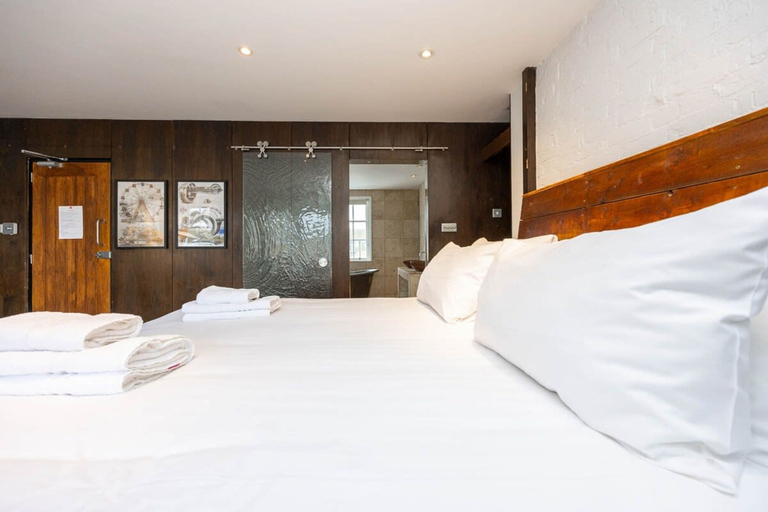 Room 4, Host Stay Grafton Copper, Brighton and Hove