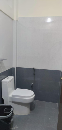Bathroom 2, Viji Towers Tiruvannamalai, Tiruvannamalai