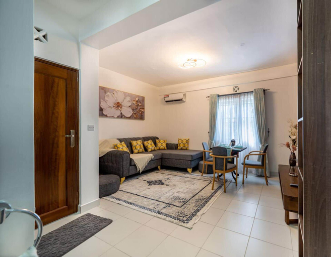 Bedroom 2, 2BR Apartment in Mombasa - Pool & Near Beach, Mvita