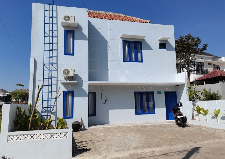 Exterior & Views, ZG Home Batu, Malang