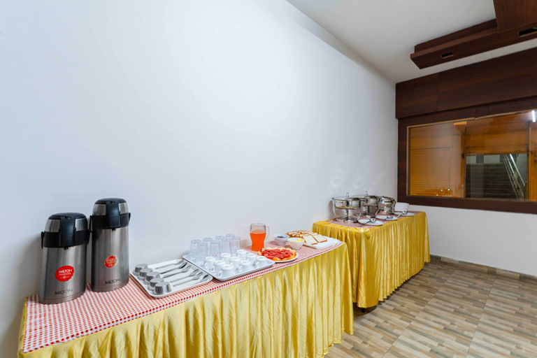 Food & Drinks 5, Treebo Regalia Comforts, 5 mins to Raja Seat Garden, Kodagu
