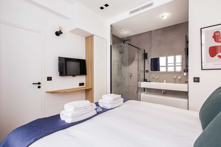 Others 5, Intimate Apartment- 2br/6p - Porte Saint-denis, Paris