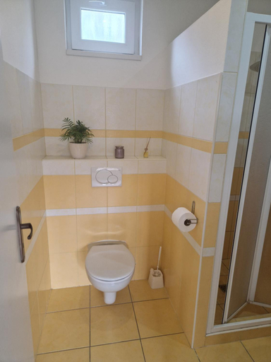 Others 5, Penzion Koliesko, Dunajská Streda