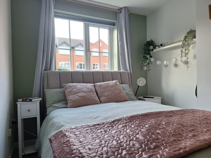 Room 4, Stratford-upon-avon - Sleeps 4 - Pets Allowed, Warwickshire