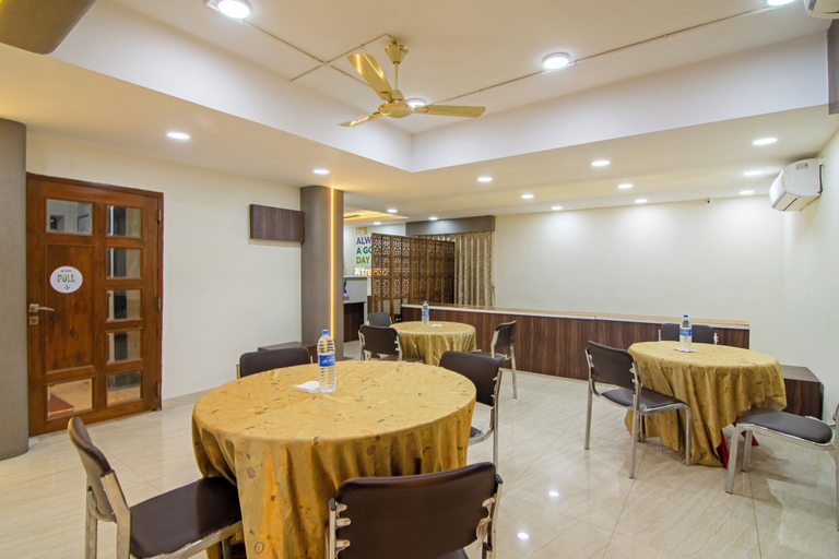Food & Drinks 5, Treebo Petals Suites & Banquet - New Town, North 24 Parganas