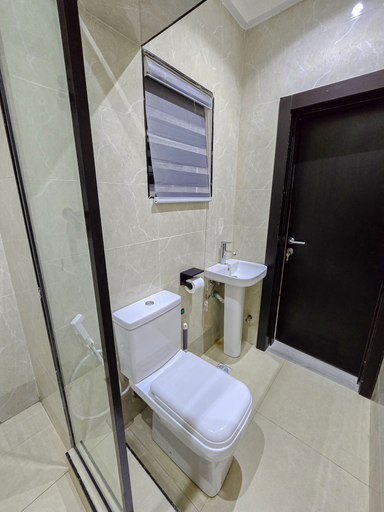Bathroom 3, Twinny Hotels & Suites, Oshodi/Isolo