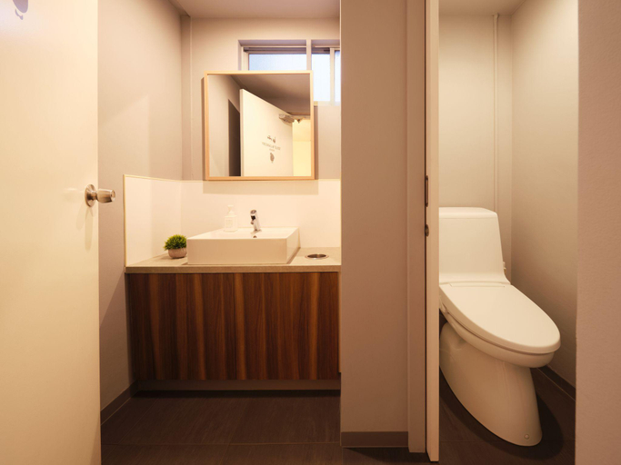 Bathroom 21