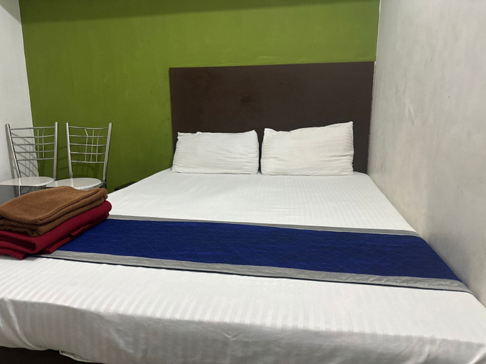 Bedroom 2, SMJ GRAND HOTEL & MAHAL, Kancheepuram