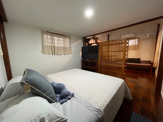 Bedroom 13