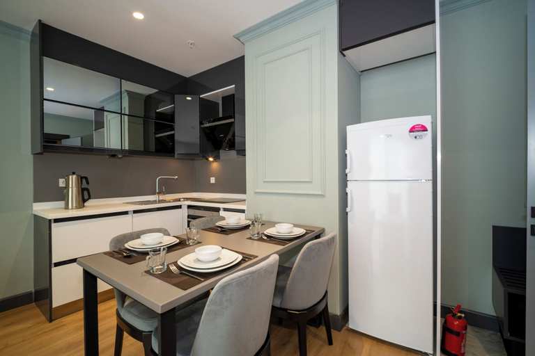 Dining Room 5