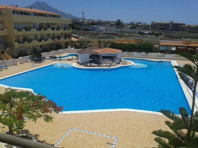 Pool, Apt - Sleeps 5 - Pool - Parking, Santa Cruz de Tenerife