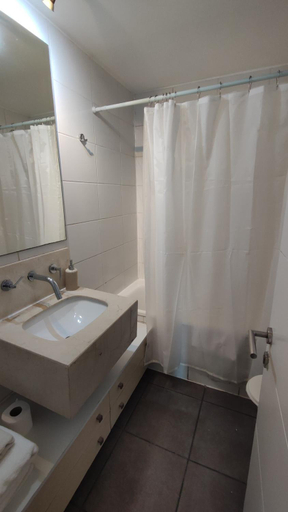 Bathroom 5, Apart Lyon Suite, Santiago