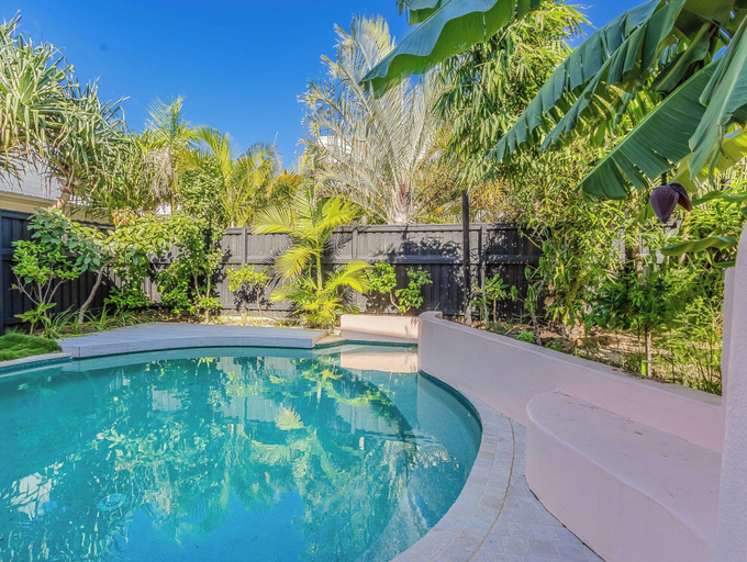 Sport & Beauty 5, Nestled on Nautilus, Tweed Heads