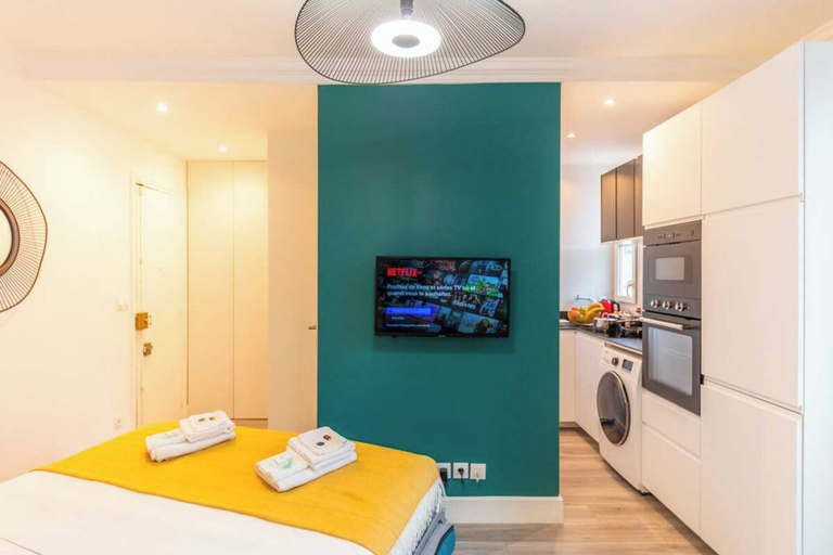 Private kitchen 5, Charming Apartment - 1br/4p - Pere-lachaise, Paris