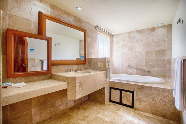 Bathroom 3, Hotel Garza Canela, San Blas