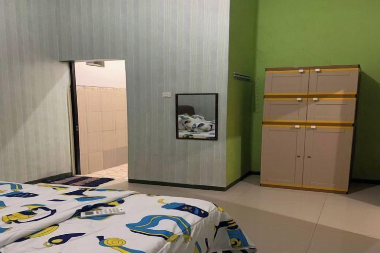 Bedroom 12